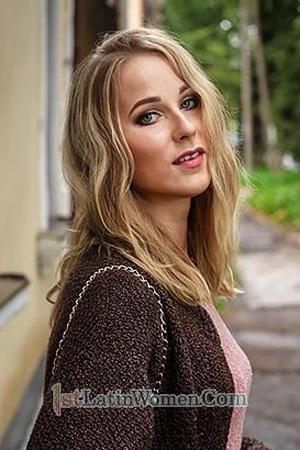 184365 - Tatiyana Age: 34 - Russia