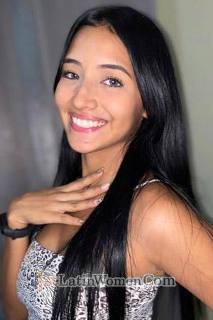 201584 - Daniela Age: 18 - Colombia