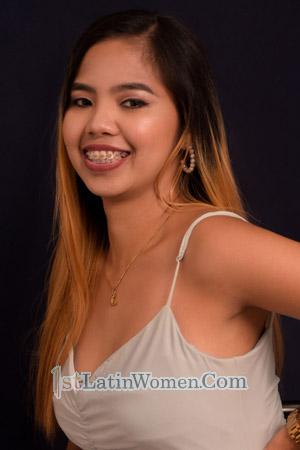 201613 - Maria May Age: 26 - Philippines